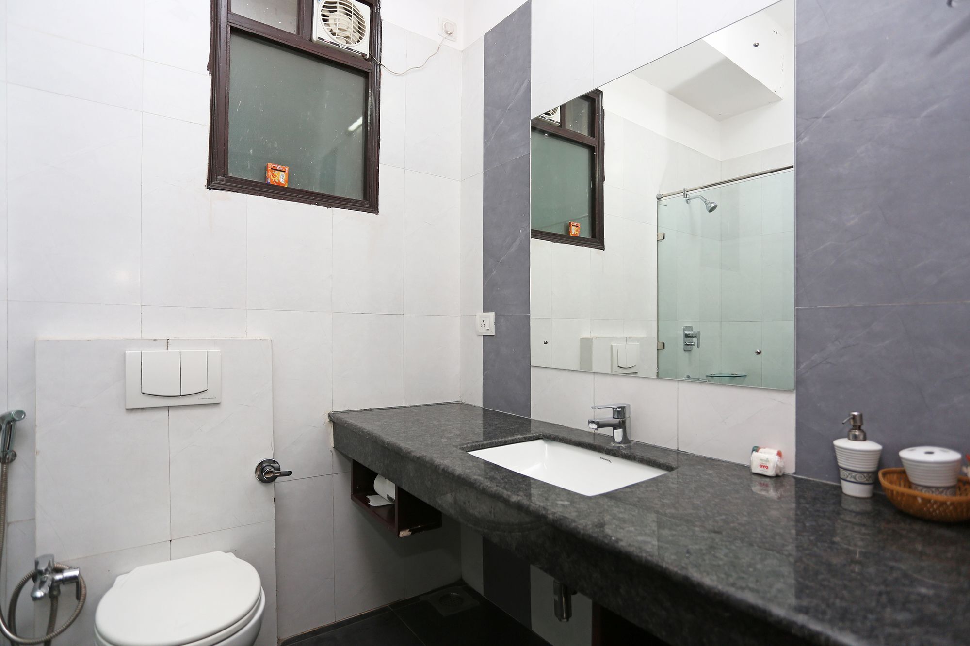 Oyo 9188 Near Dlf Phase 1 Hotel Gurgaon Ngoại thất bức ảnh